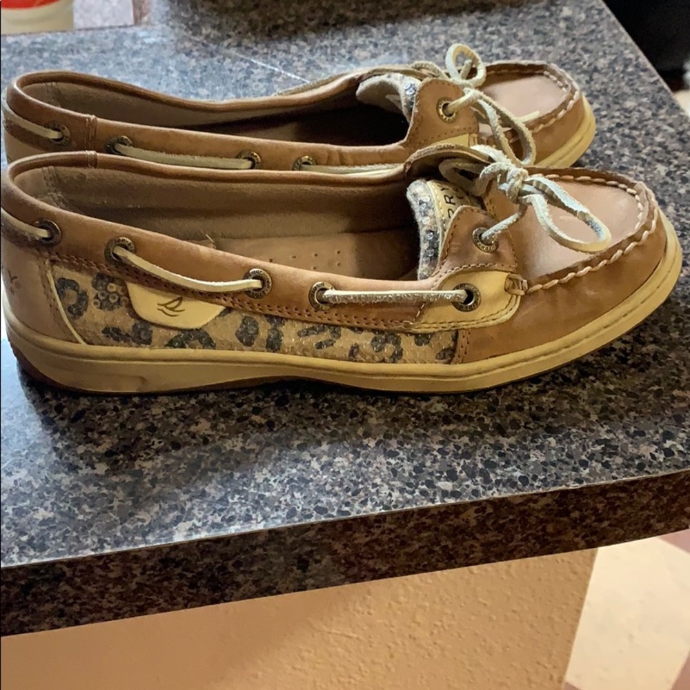 Tan leopard Sperry Top-Siders